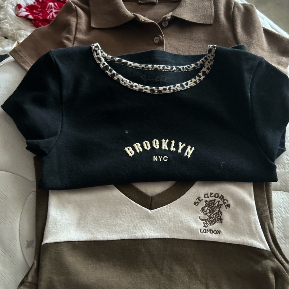 Brandy bundle of 28 tops (can also sell separately)